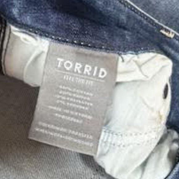Torrid Jegging Super Soft Skinny Jeans Light Wash Button Fly Size 16 - Picture 6 of 9